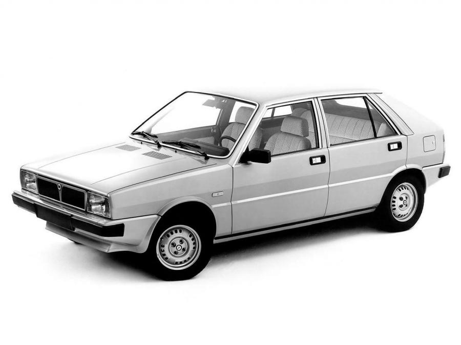  Lancia Delta 1979 года  (фото 35 из 35)